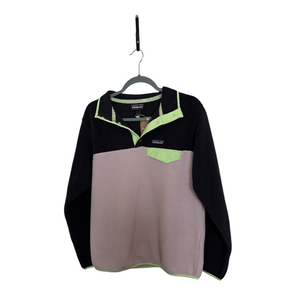 Patagonia Women’s Lightweight synchilla Snap-T Pullover - Picture 4 of 6